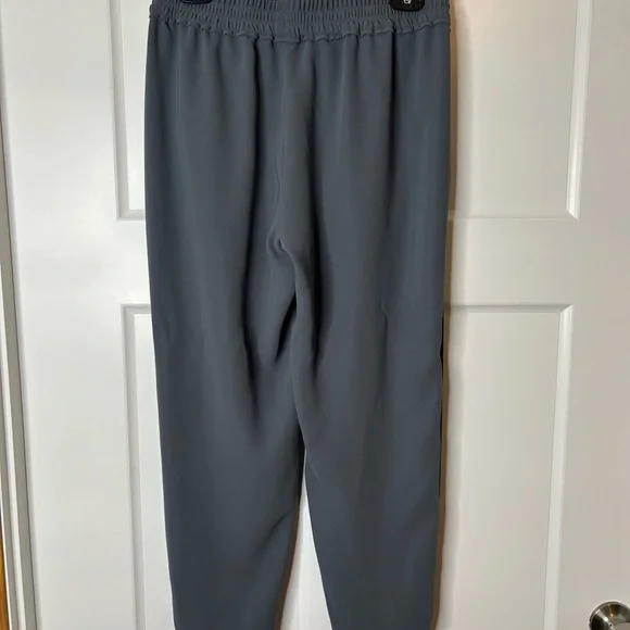 J Crew Women’s Size 8 Active Pants Gray Activewear Athleisure 6065 - Picture 9 of 9
